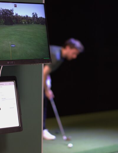 Touchscreens with golfer